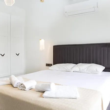 Bd4108 Two Bedroomed Withpool Inbodrumyalikavak ヴィラ