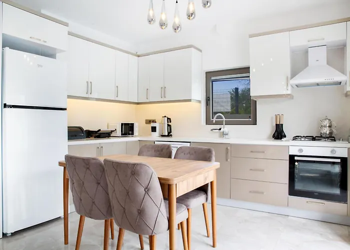 Bd4108 Two Bedroomed Withpool Inbodrumyalikavak Villa Bodrum