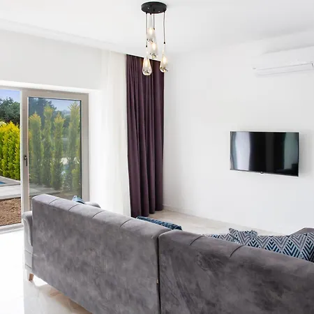 Bd4108 Two Bedroomed Withpool Inbodrumyalikavak בודרום