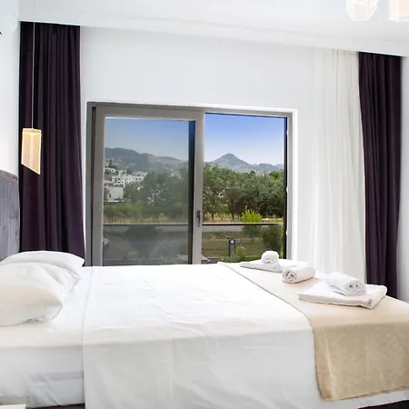 Bd4108 Two Bedroomed Withpool Inbodrumyalikavak וילה *
